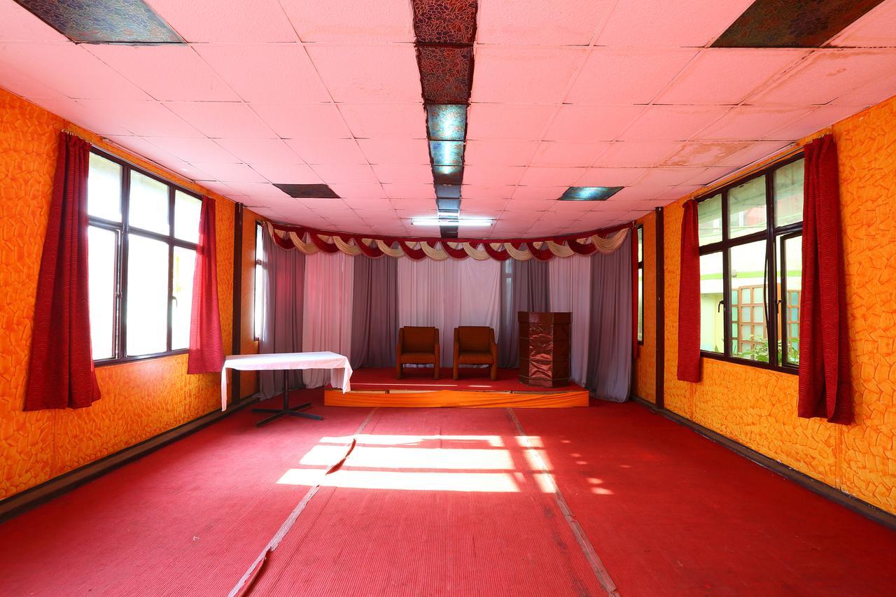 Hotel Charring Cross Udagamandalam Exterior foto